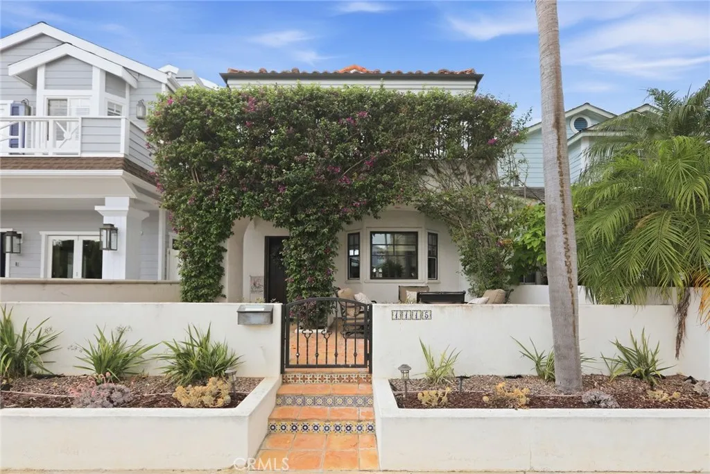 Huntington Beach, CA 92648