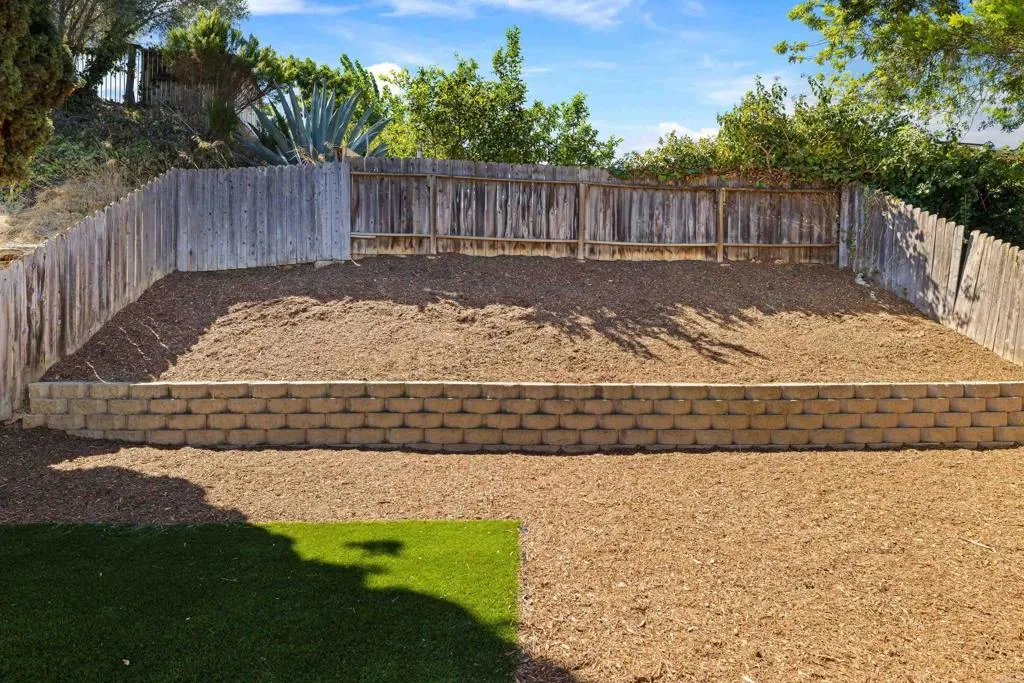https://cdn.realtyfeed.com/cdn/127/307087471/19c69cb0877e488cc9a31f7ae122cd0e.webp