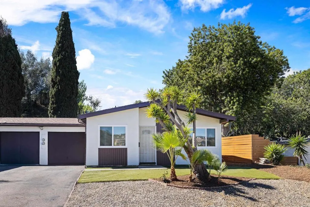 https://cdn.realtyfeed.com/cdn/127/307087471/24faf19ee893a6e6875c91f3bf91210a.webp