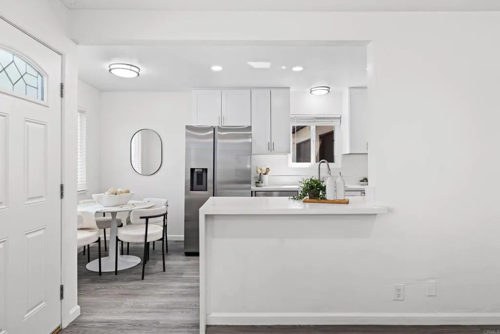 https://cdn.realtyfeed.com/cdn/127/307087471/ba5385d98cbac906bcc1603caea8fd2b.webp