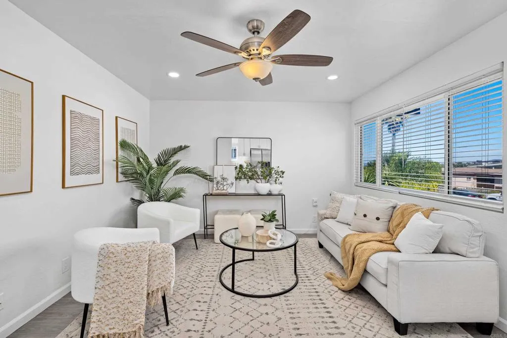 https://cdn.realtyfeed.com/cdn/127/307087471/ce6a0ba0b0ff3646b487b0bb98ffd7b5.webp