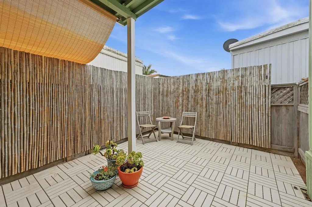 https://cdn.realtyfeed.com/cdn/127/307087495/f4c62b966a868ee881a34e34ee0324af.webp