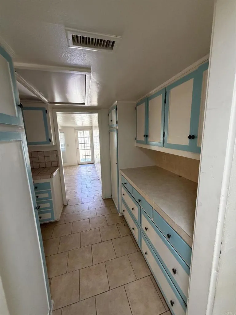 https://cdn.realtyfeed.com/cdn/127/307087564/36d5b856c555ef0877dc9780ddf66bd2.webp