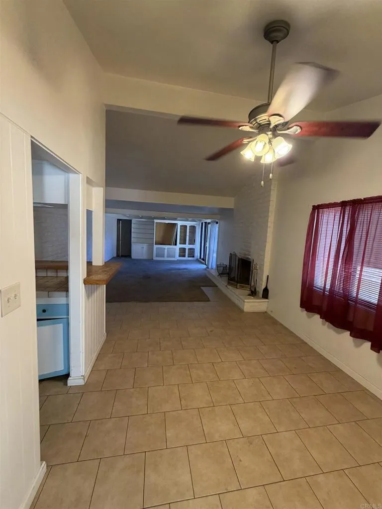 https://cdn.realtyfeed.com/cdn/127/307087564/49980d8a8eb05450bda6feaf60c3c5e1.webp