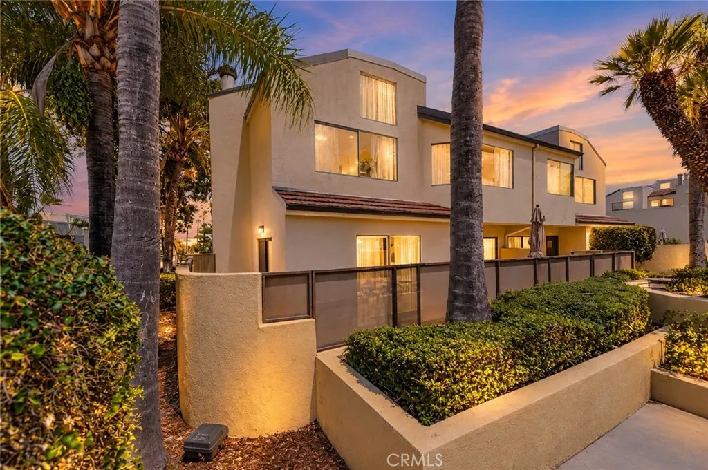 13104 Glen Court Unit 20