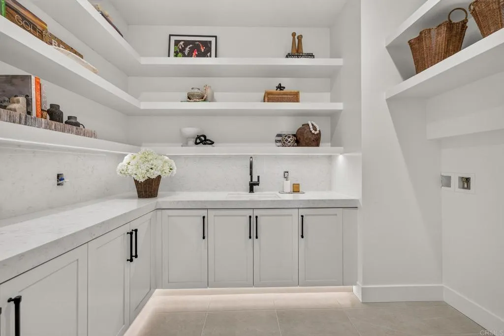 https://cdn.realtyfeed.com/cdn/127/307087583/22a3c23e231031f49902691ceb5c4456.webp