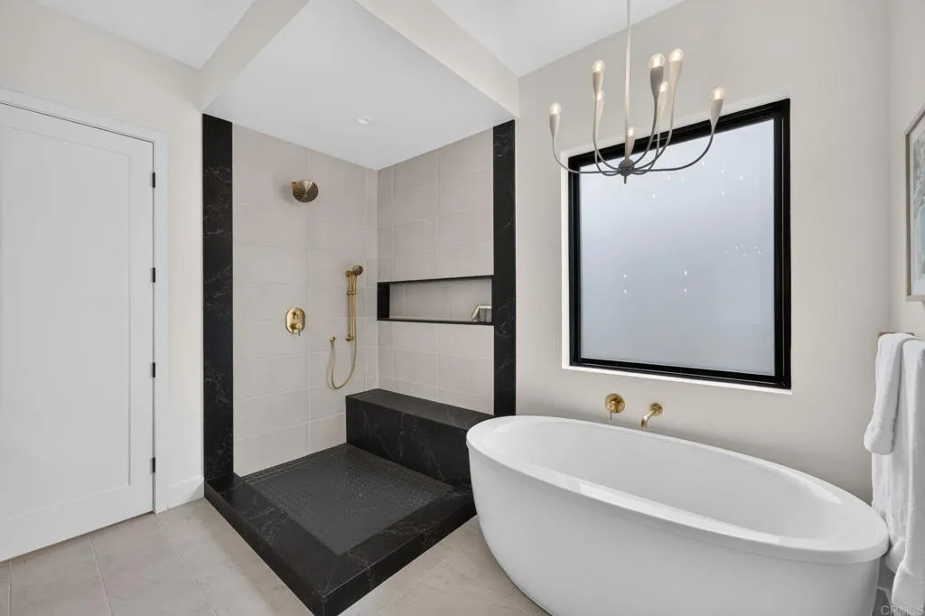 https://cdn.realtyfeed.com/cdn/127/307087583/39ad6b2fe990dc8453984f1eb7fd7414.webp