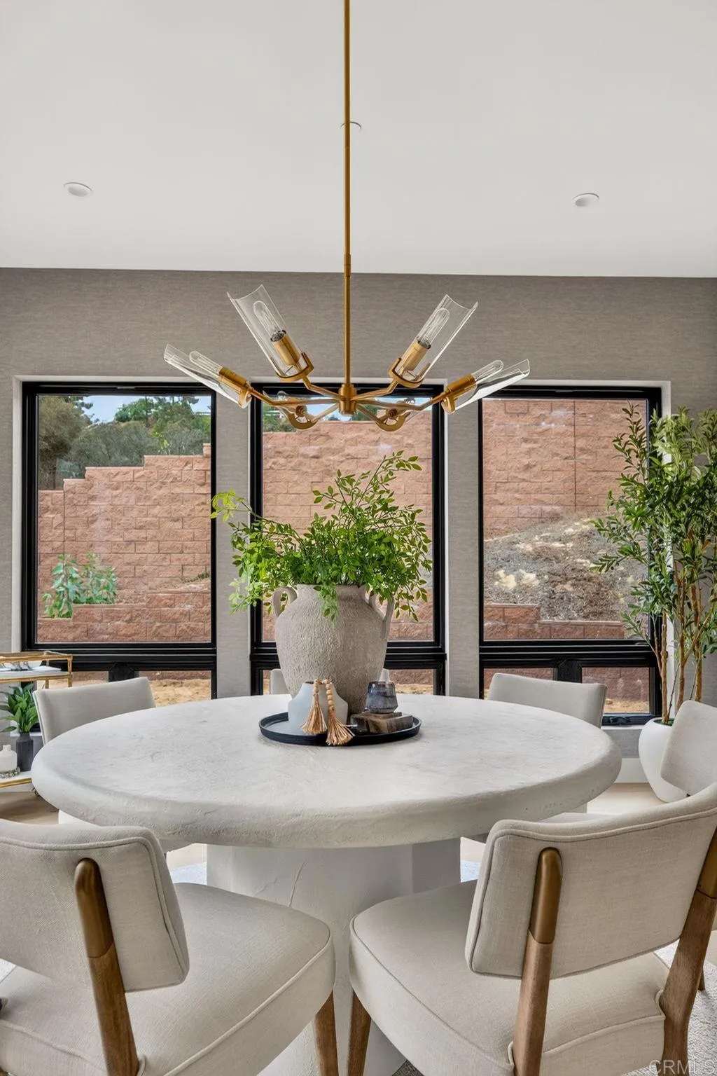 https://cdn.realtyfeed.com/cdn/127/307087583/f620e06501a8ba6251ed5a369662b037.webp