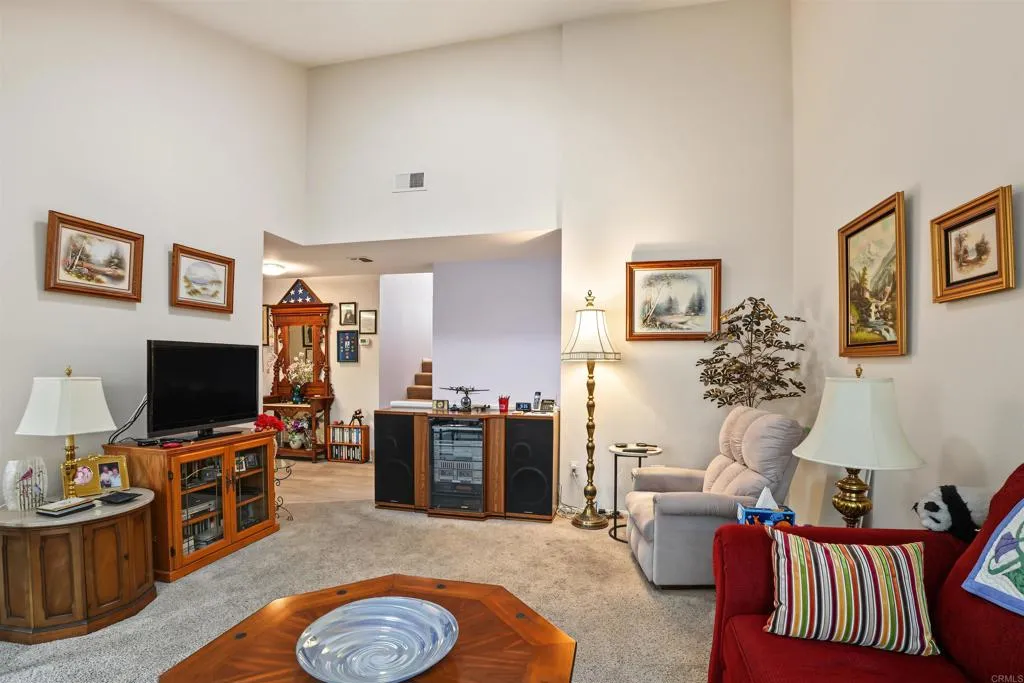 https://cdn.realtyfeed.com/cdn/127/307087585/09407ffccfc712627c0459ed9ad7e761.webp