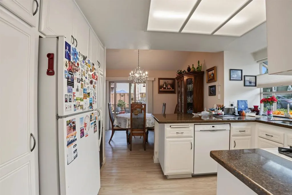 https://cdn.realtyfeed.com/cdn/127/307087585/c58acd491ec6b17ca435f214e5412857.webp