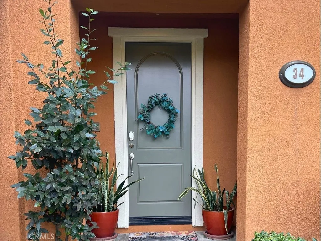 Irvine, CA 92618