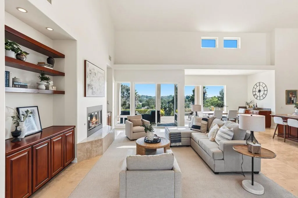 https://cdn.realtyfeed.com/cdn/127/307087616/156b35867f947cb9ef6e68623efc3989.webp