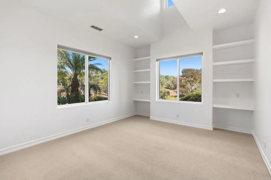 https://cdn.realtyfeed.com/cdn/127/307087616/b71cd7935c3ee7d58b66f955524bd889.webp