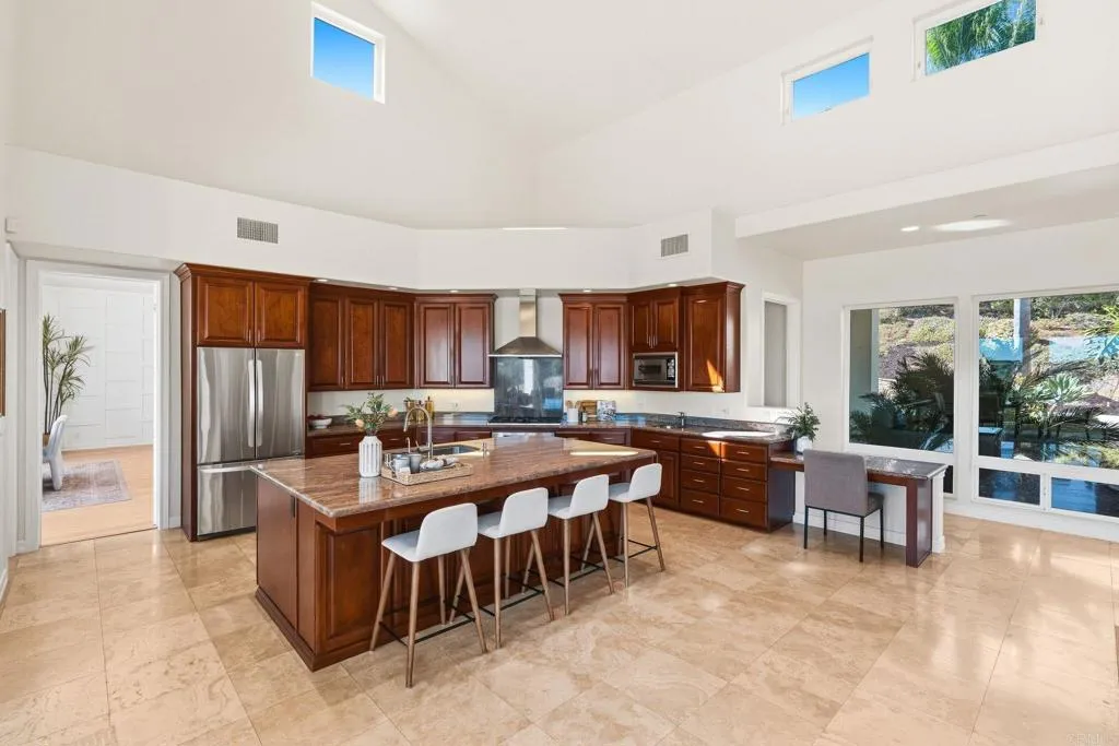 https://cdn.realtyfeed.com/cdn/127/307087616/e5f57db93e22a3d3461ba9a5c9fdc210.webp