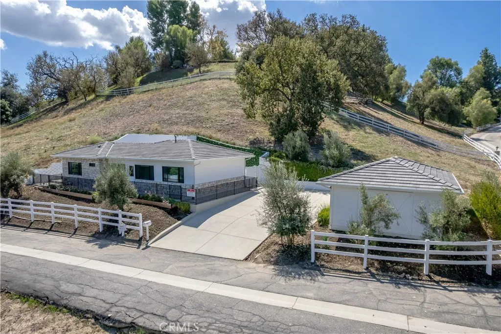 Hidden Hills, CA 91302