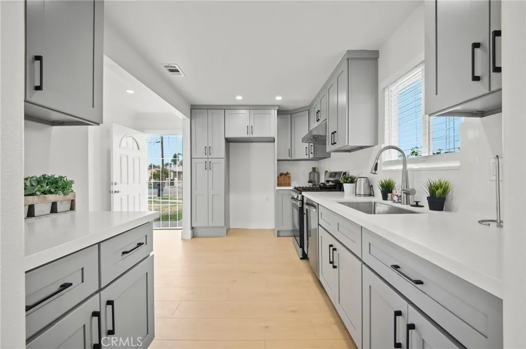 Garden Grove, CA 92841