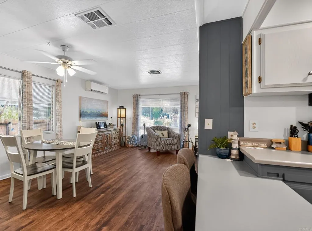 https://cdn.realtyfeed.com/cdn/127/307087826/0fd322c80ddfaea2c1c2223499de5959.webp