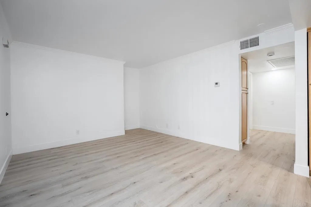 https://cdn.realtyfeed.com/cdn/127/307087920/b51105e7ab62578d50ed63fcdd5079f0.webp