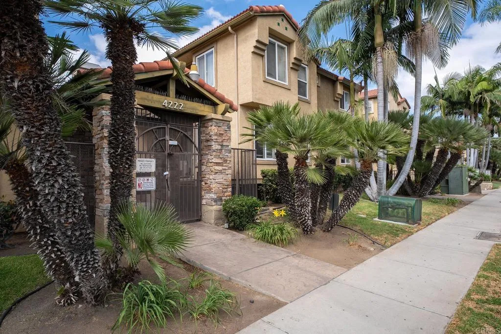 https://cdn.realtyfeed.com/cdn/127/307087920/ffeac3c7c4eb40a260b48876b130cb9f.webp