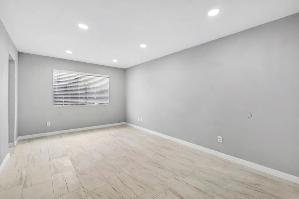 https://cdn.realtyfeed.com/cdn/127/307087930/1321b93caf70bf3656f6a6624fa75e15.webp