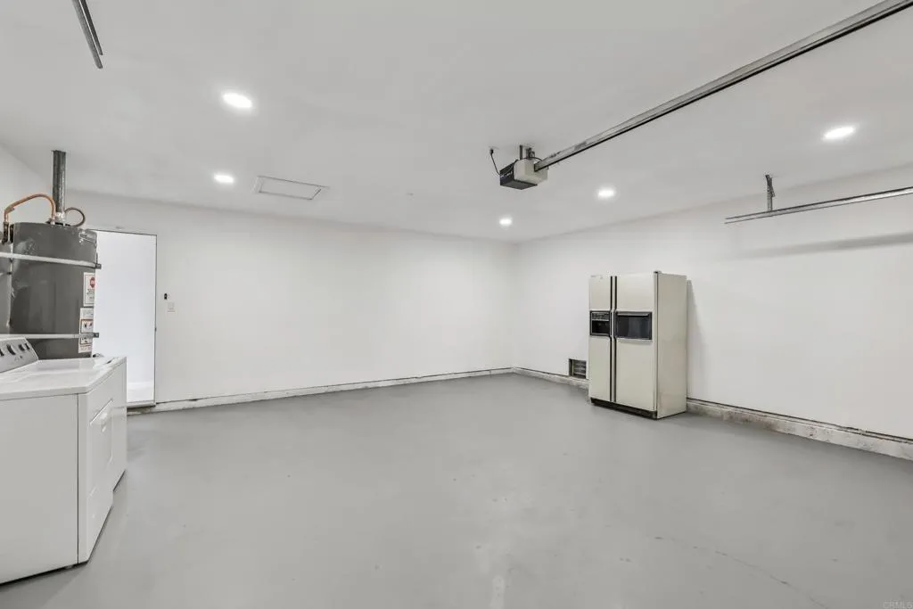 https://cdn.realtyfeed.com/cdn/127/307087930/44905e4d576ca80c91c594ec711e094c.webp