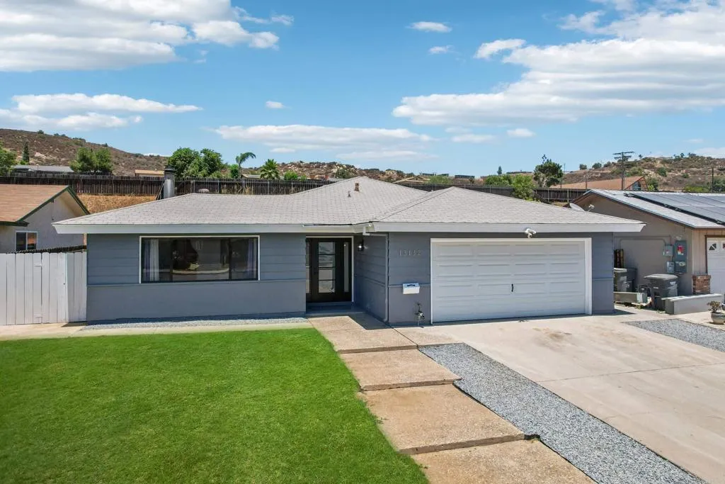 https://cdn.realtyfeed.com/cdn/127/307087930/ca3d156d24768996656910f3f6475e45.webp
