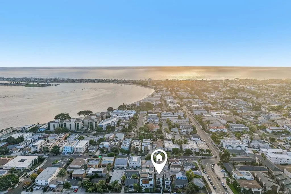 https://cdn.realtyfeed.com/cdn/127/307087942/359e2294b681d53616f81be52b36cfef.webp
