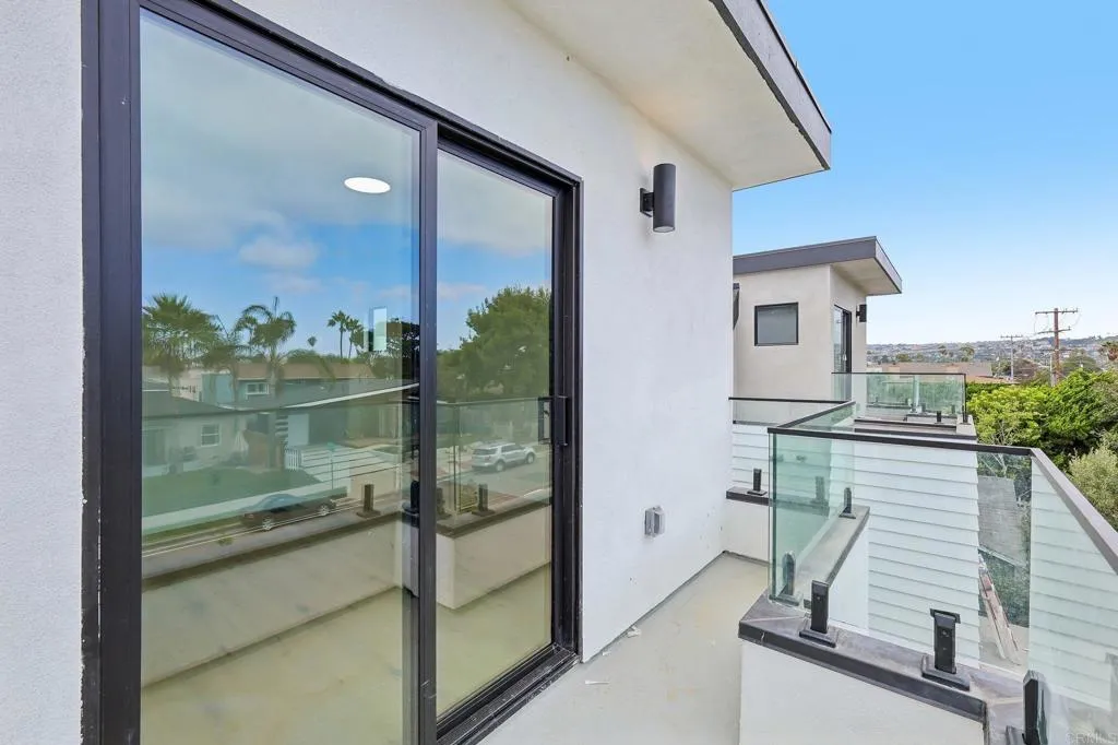 https://cdn.realtyfeed.com/cdn/127/307087942/45ae4f18c1930cd04a06d9c162dfa7c1.webp
