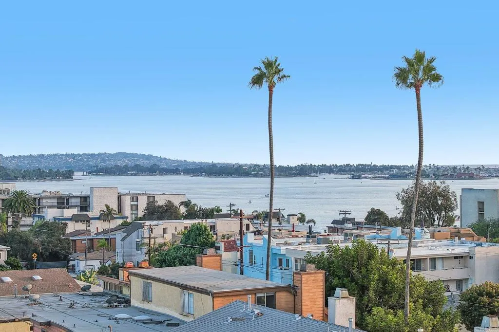 https://cdn.realtyfeed.com/cdn/127/307087942/590b0dc384859b8531032d3a5884b19a.webp