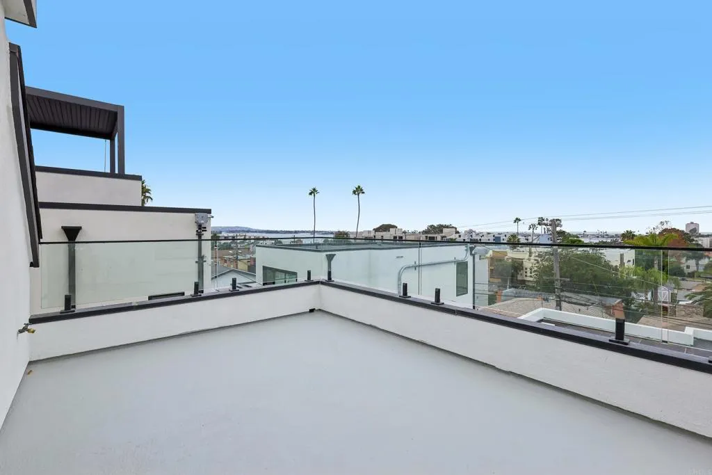 https://cdn.realtyfeed.com/cdn/127/307087942/5ba132e452498c971926d7c0b43ba87e.webp