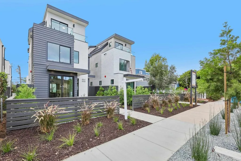 https://cdn.realtyfeed.com/cdn/127/307087942/72736748efdc912f60c5cd96f9d4d469.webp