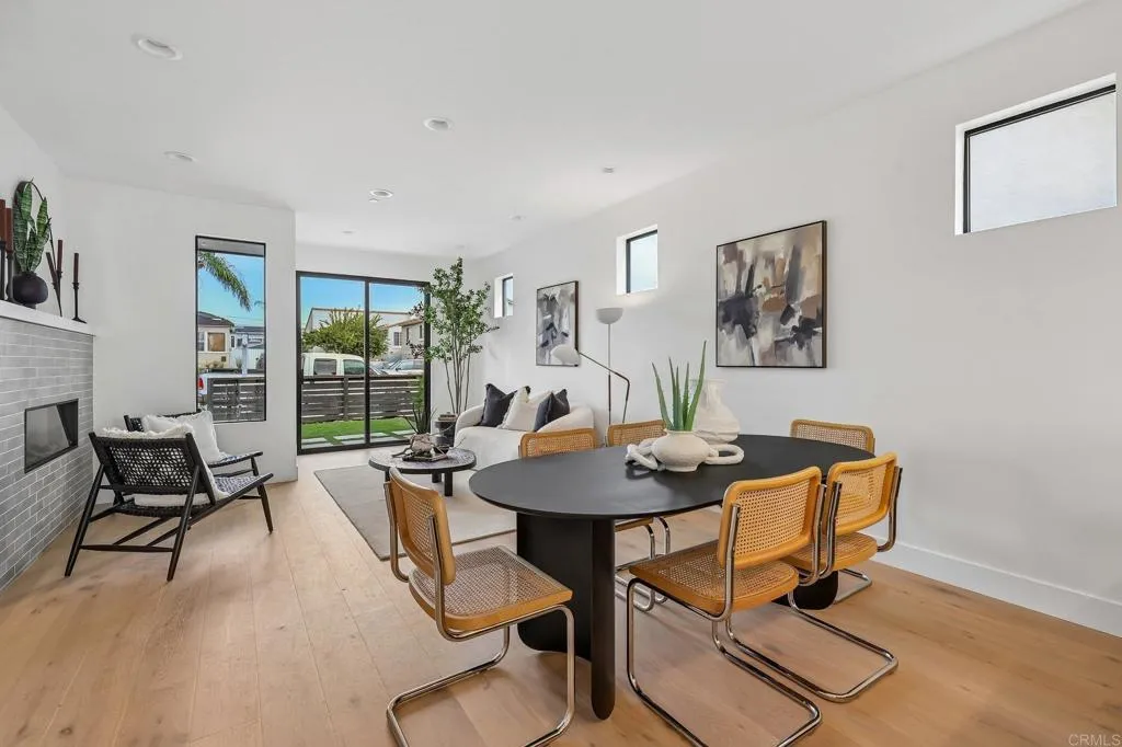 https://cdn.realtyfeed.com/cdn/127/307087942/814c53072f0a416f23d412d0e5dd450b.webp