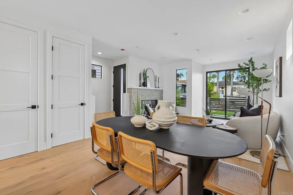 https://cdn.realtyfeed.com/cdn/127/307087942/958fa29e6eea5ad0f14056eed590c0a3.webp
