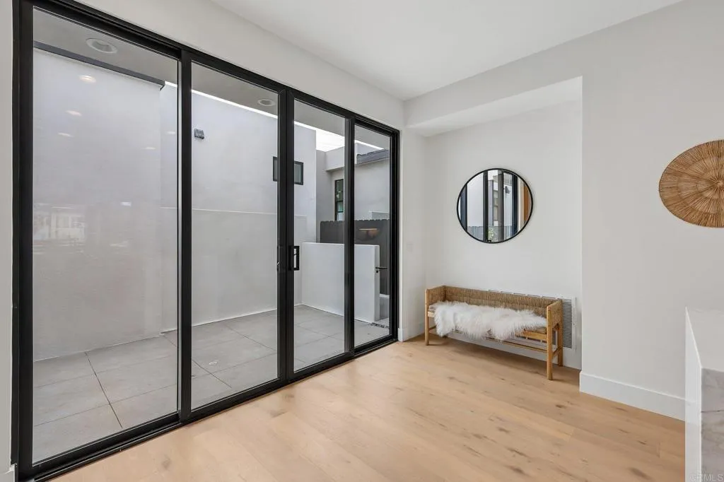 https://cdn.realtyfeed.com/cdn/127/307087942/d77ea107873af7c513e081a80b16bb07.webp