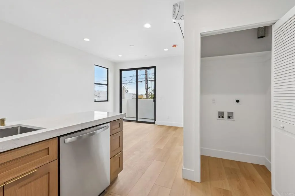 https://cdn.realtyfeed.com/cdn/127/307087942/e03614967ffe30c6c5a3b8dd4fda73b9.webp