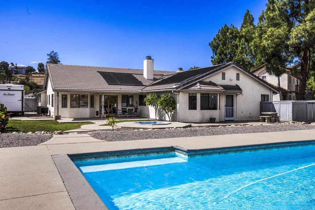 https://cdn.realtyfeed.com/cdn/127/307087944/778f2451acc28ff85f1585397ef6da92.webp