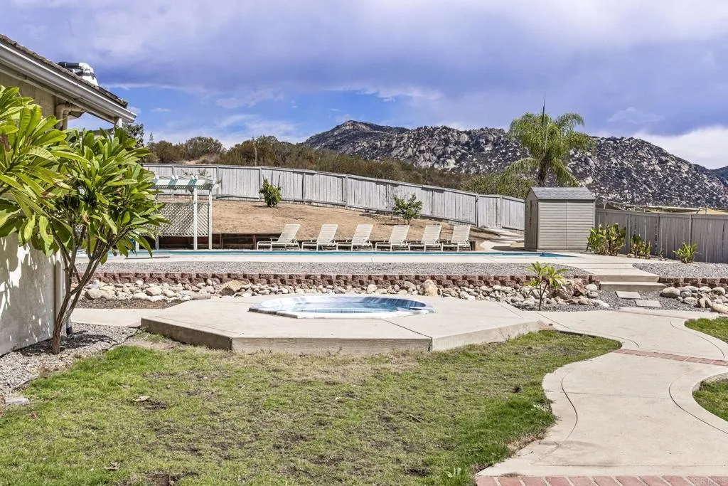https://cdn.realtyfeed.com/cdn/127/307087944/dc5a2d66b0493e20b1d4c5fb825f0101.webp