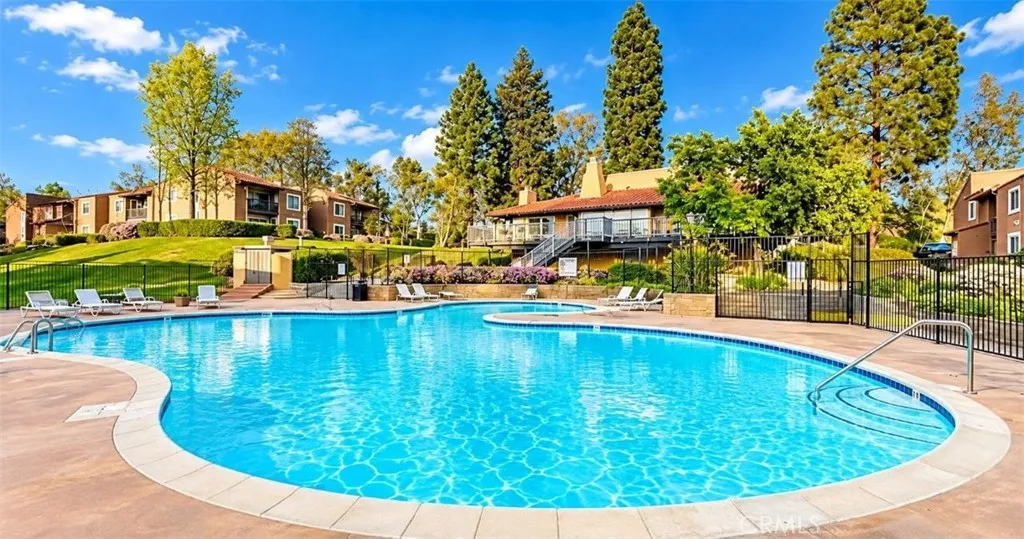 https://cdn.realtyfeed.com/cdn/127/307088061/d57355b62733148d7a32c172098e8151.webp