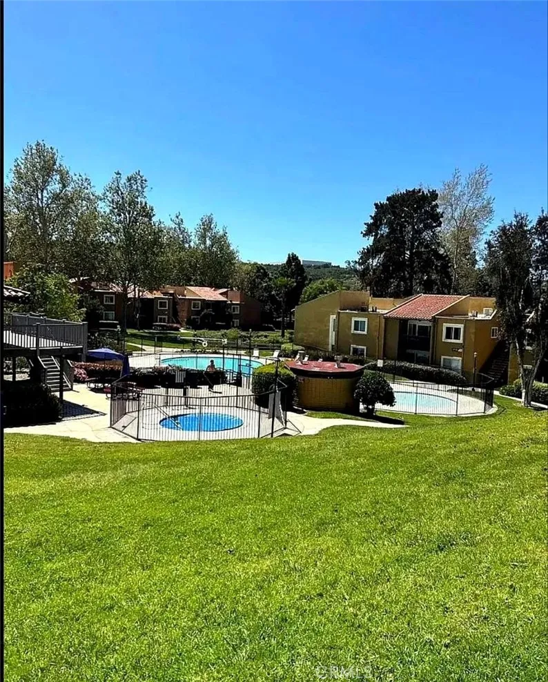 https://cdn.realtyfeed.com/cdn/127/307088061/e4173942078e11ca1d0d51de1fcd8c04.webp