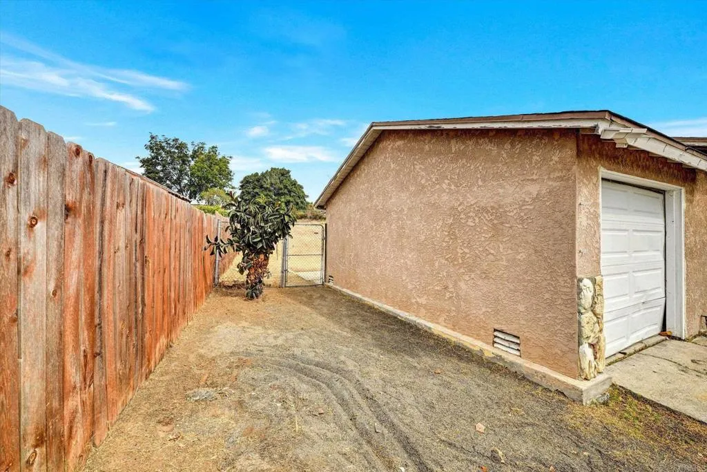 https://cdn.realtyfeed.com/cdn/127/307088091/52d5a8e90ebd94b1b8996fe72f78c3d9.webp