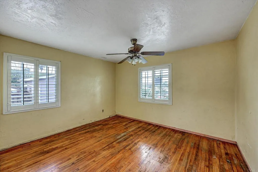 https://cdn.realtyfeed.com/cdn/127/307088091/60fecd1631e3525cf7a1e186d4af35d7.webp