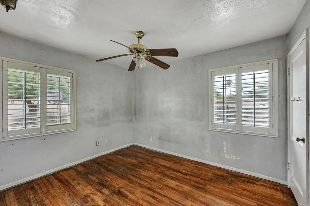https://cdn.realtyfeed.com/cdn/127/307088091/e8065a0046d6b79c96c5bfa10b04d4f0.webp