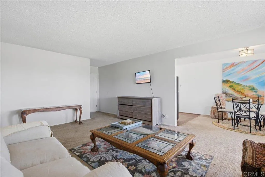 https://cdn.realtyfeed.com/cdn/127/307088120/513039715a24f0a4164283b94fc14881.webp