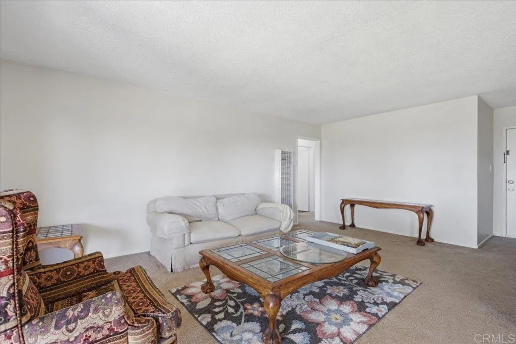 https://cdn.realtyfeed.com/cdn/127/307088120/76b6a58294f7fab410a6ec0e6441c703.webp