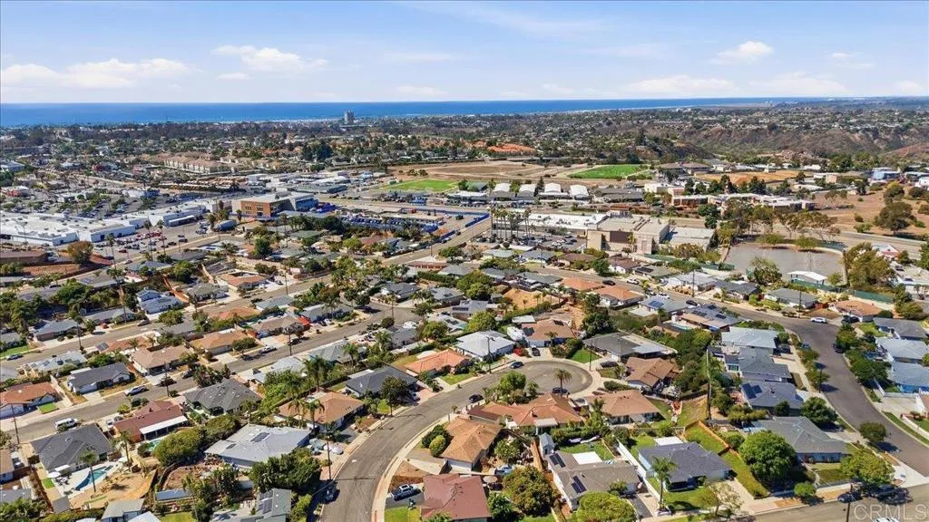 https://cdn.realtyfeed.com/cdn/127/307088120/a94a2d5e5e7a45b5986d225b3ad3b59d.webp