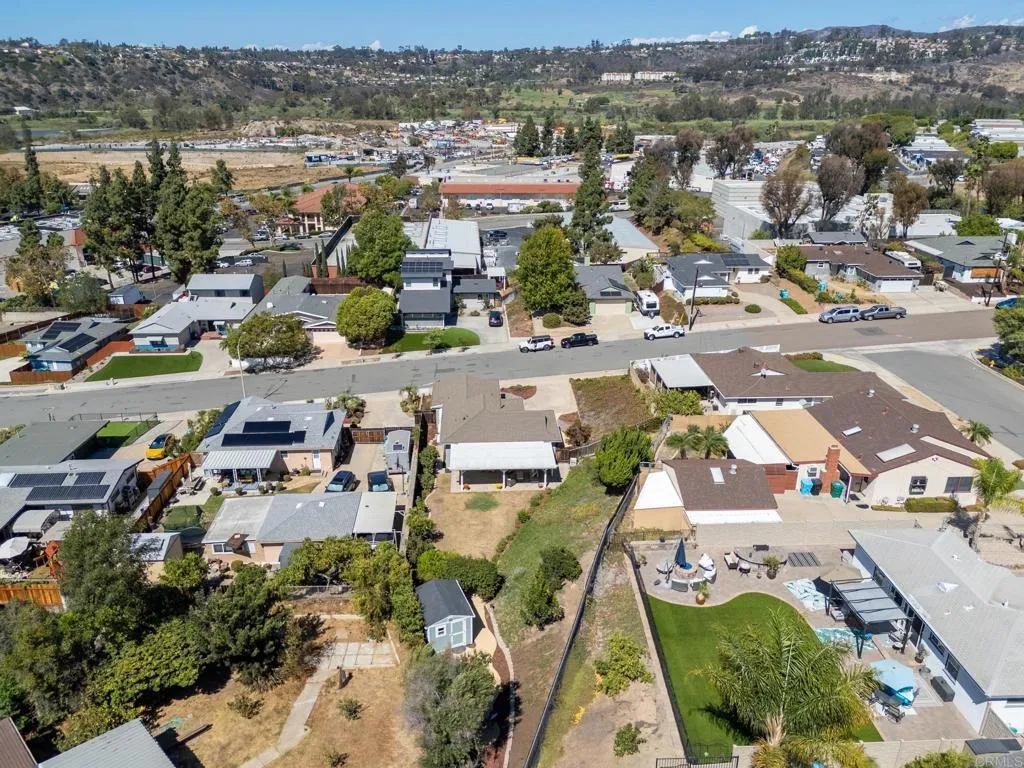 https://cdn.realtyfeed.com/cdn/127/307088131/0ba0e5a99ac32da4e0854f6d7d043aa8.webp