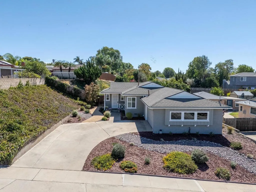 https://cdn.realtyfeed.com/cdn/127/307088131/75472bdb12b038bbd47695b7775ed781.webp