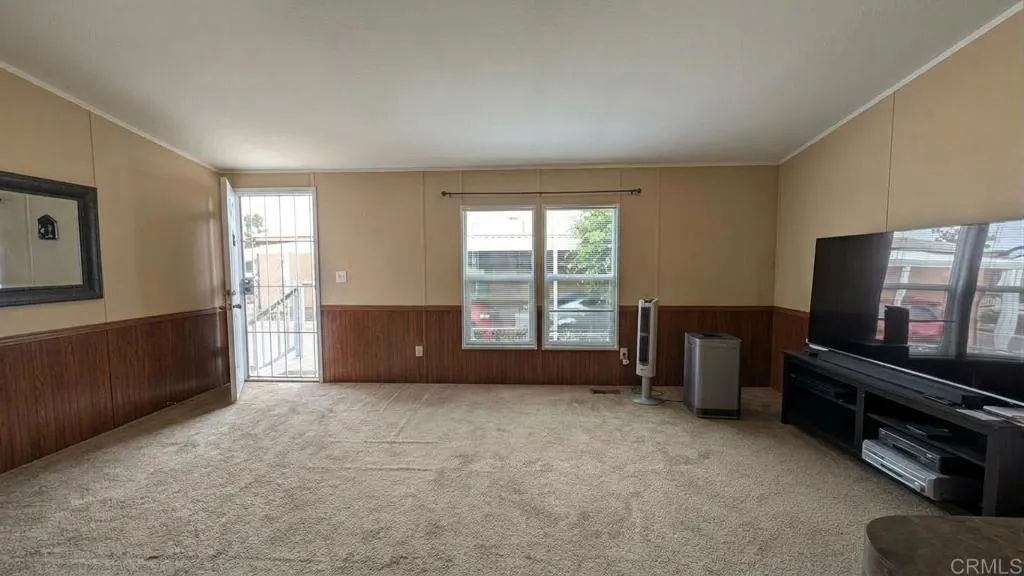 https://cdn.realtyfeed.com/cdn/127/307088163/2197ba27e5f60f6ddc5d96a8257eb9d1.webp