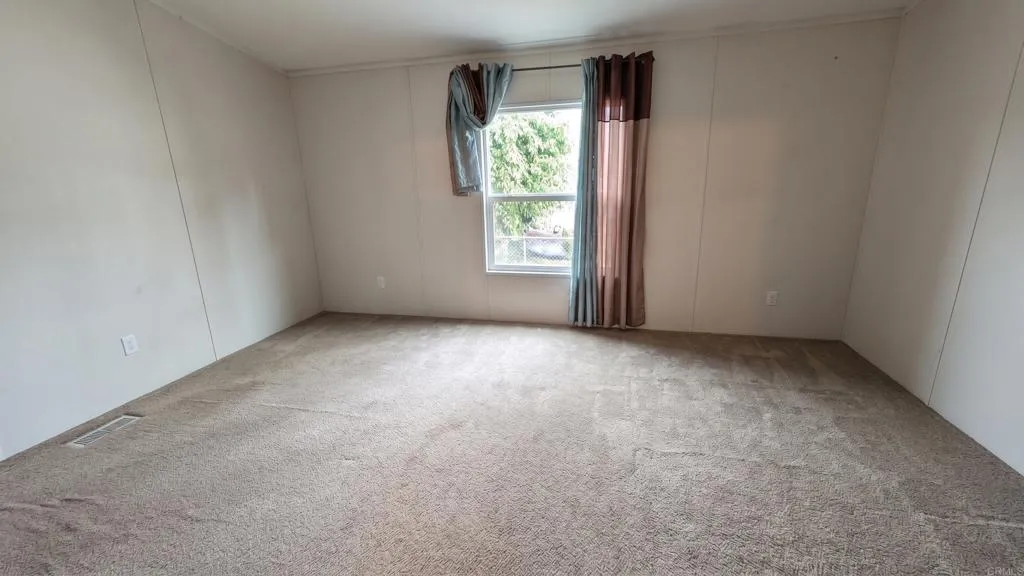 https://cdn.realtyfeed.com/cdn/127/307088163/4041c365a7677dc20eb3d9e598e6d942.webp