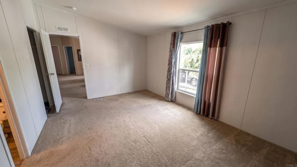 https://cdn.realtyfeed.com/cdn/127/307088163/ce690f4bd425e652966b5501bef7278d.webp